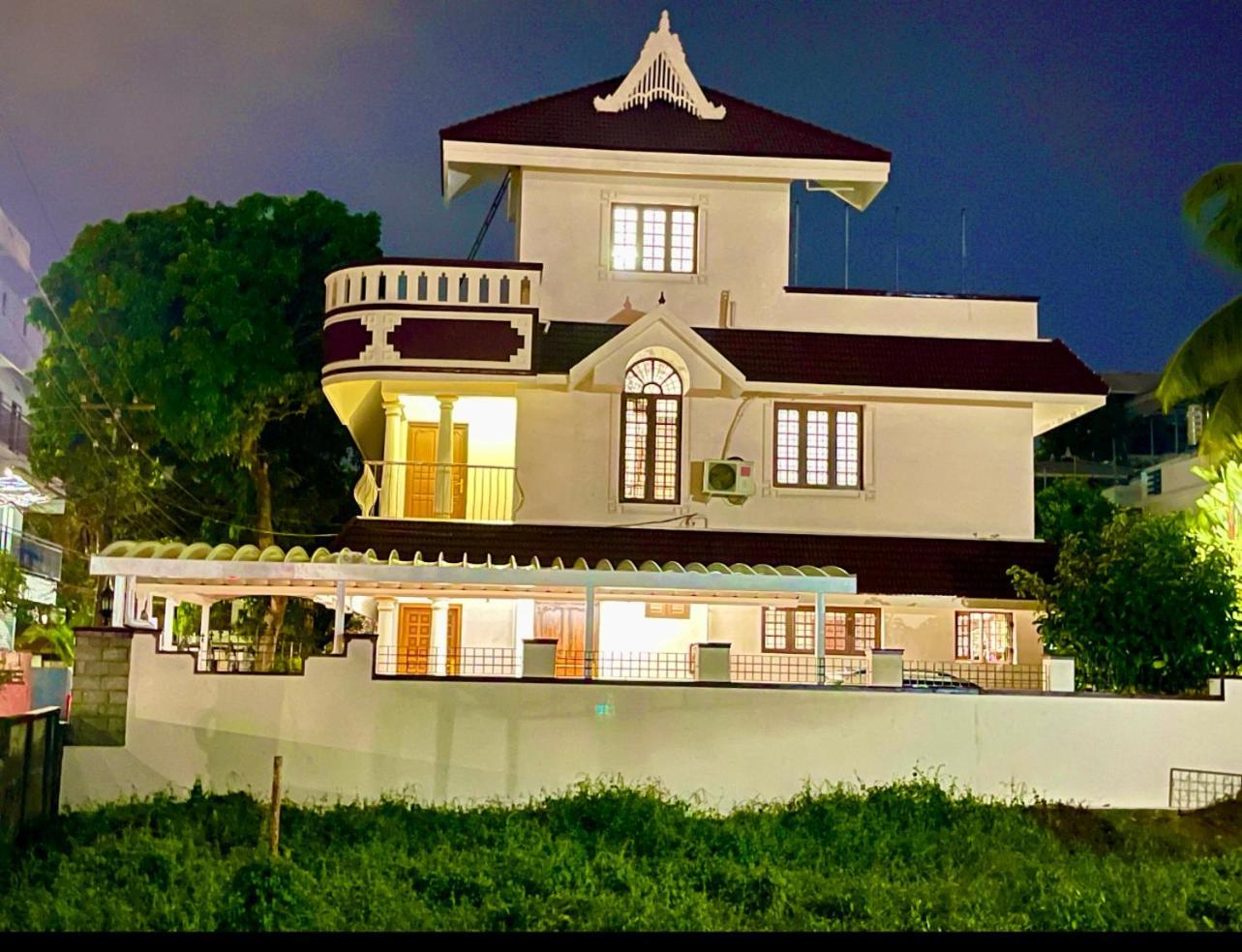 Mangosteen Villa Kochi Bagian luar foto